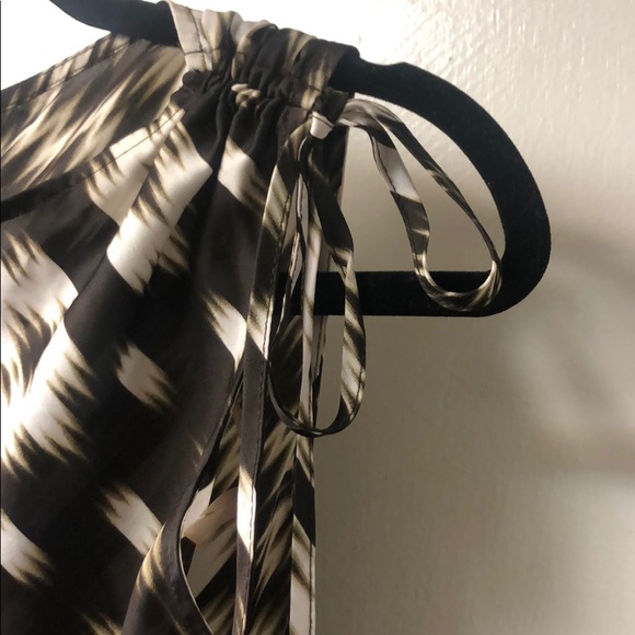 Cute Brown & Cream Top - Picture 2 of 4